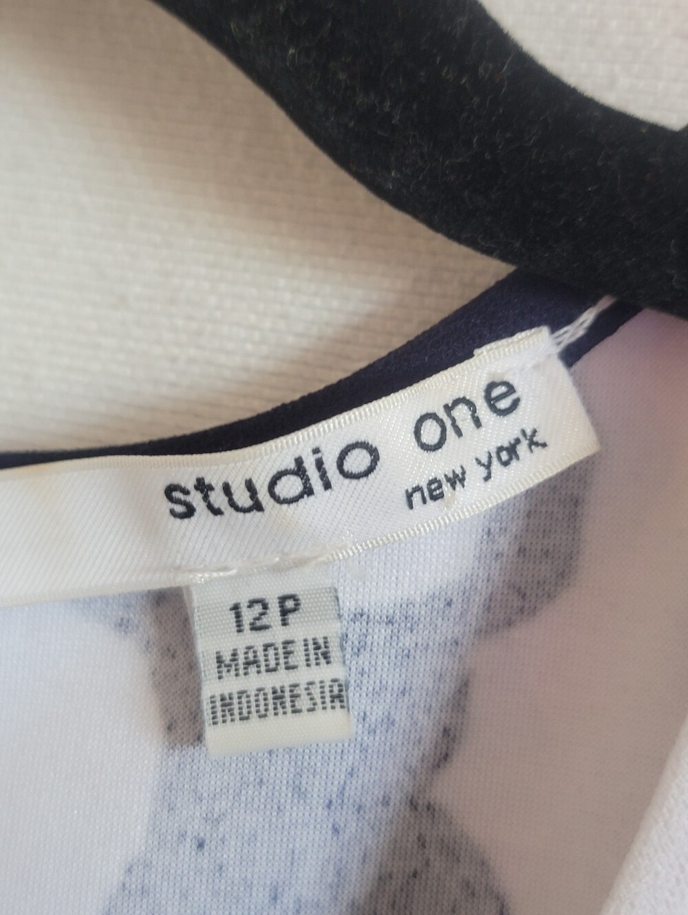 Sleeveless Studio One Navy & White Floral A-Line Dress - Picture 3 of 6